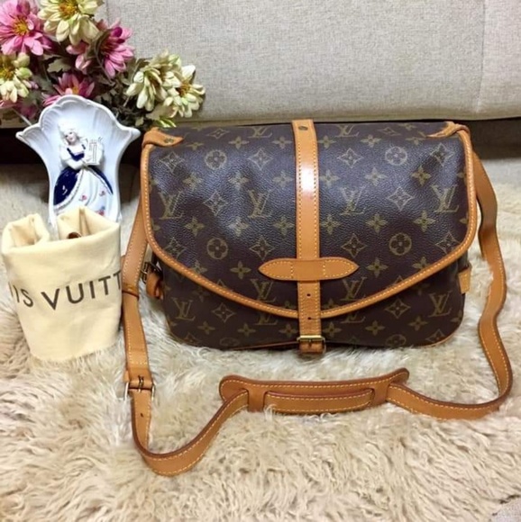 Louis Vuitton Handbags - Saumur 30 Cross Body